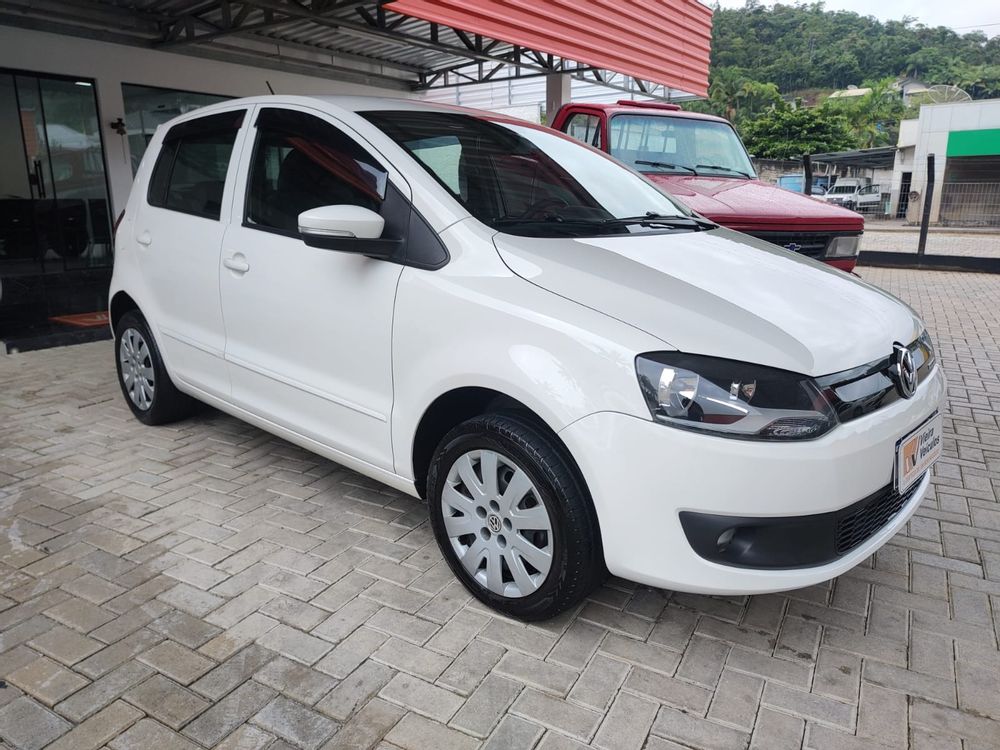 Volkswagen Fox Bluemotion Mi Total Flex V P Flex Portas