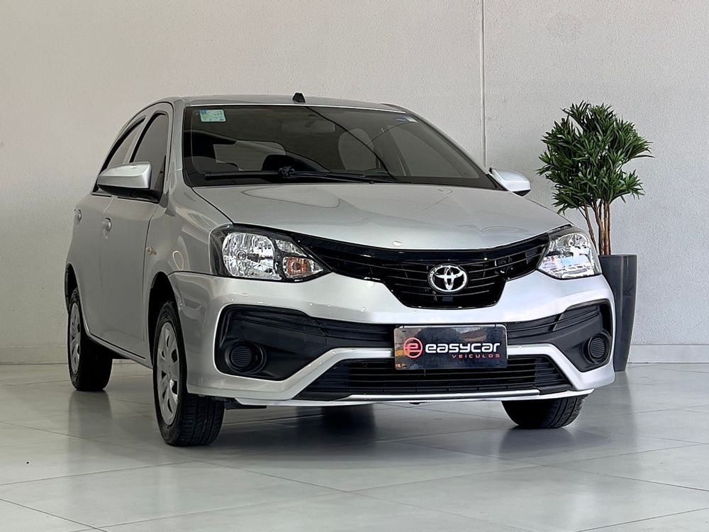 Toyota Etios X Flex V P Aut Flex Portas C Mbio Autom Tico Em