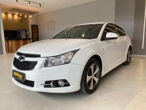 Chevrolet CRUZE HB Sport LT 1 8 16V FlexP 5p Aut Flex 4 portas câmbio