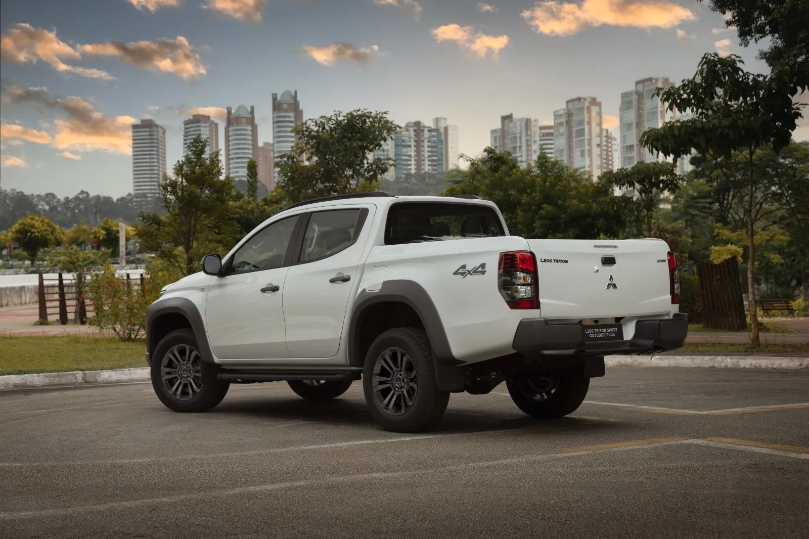 Fotos Externas - L200 Triton Outdoor