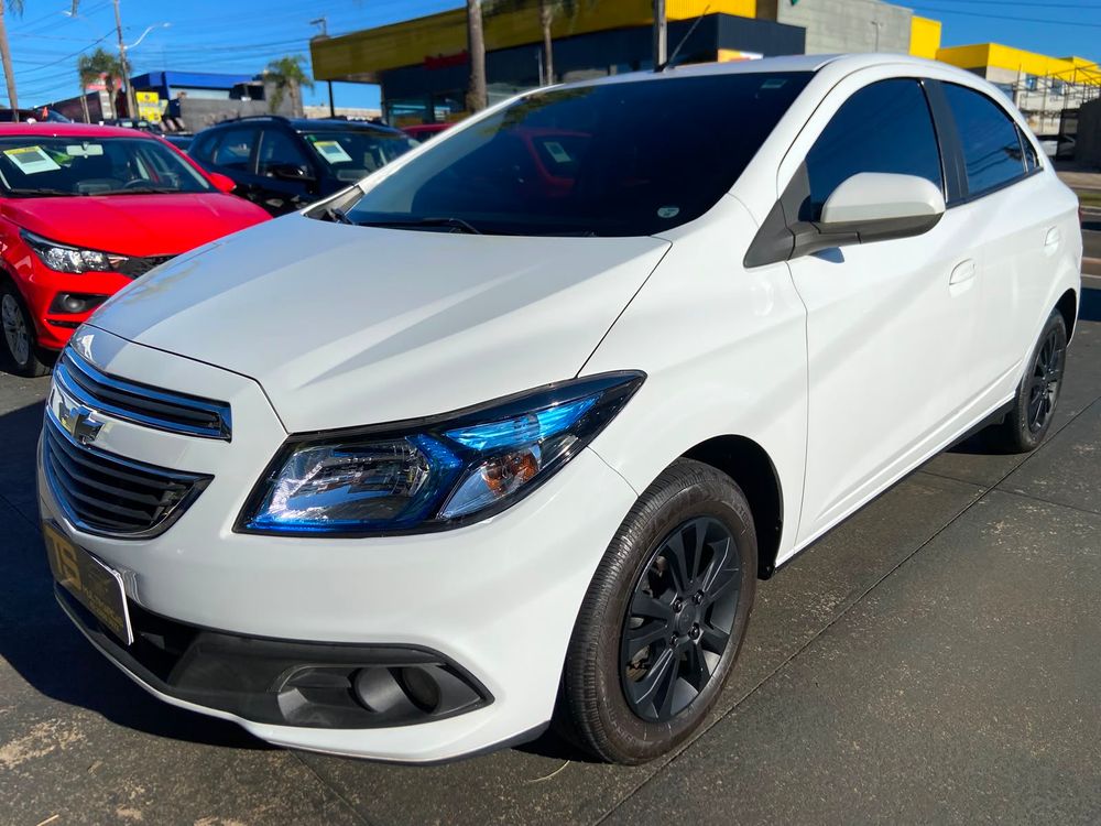 Chevrolet Onix 2015