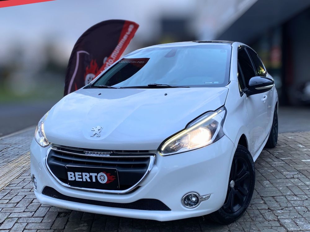 Peugeot 208 2014 à venda