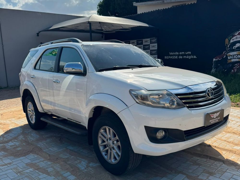Toyota SW4 2014