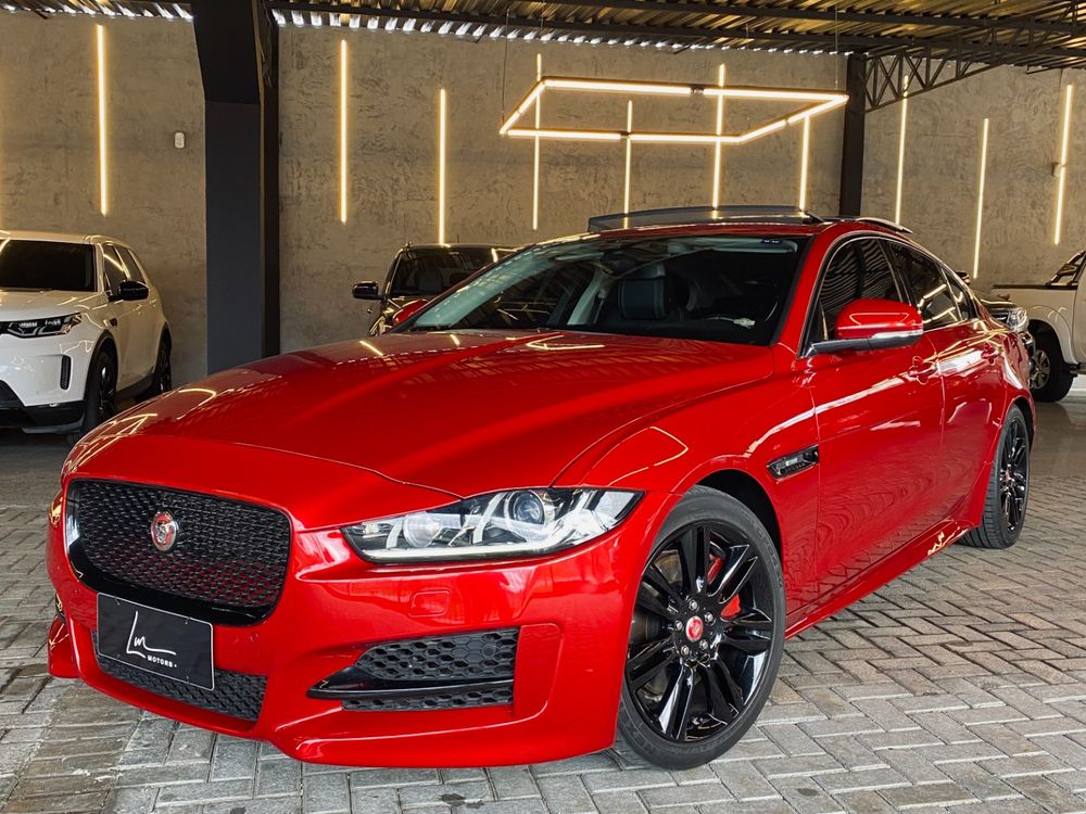 Jaguar XE 2.0 Turbocharged RSport Aut. Gasolina 4 portas, câmbio
