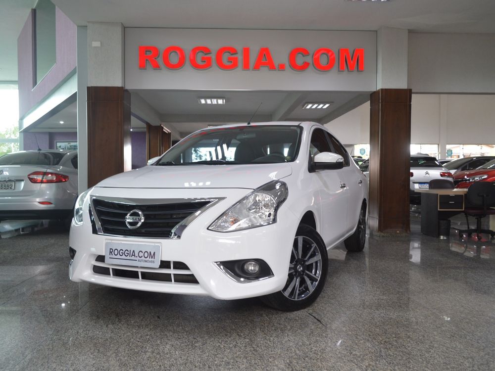 Nissan Versa 2015