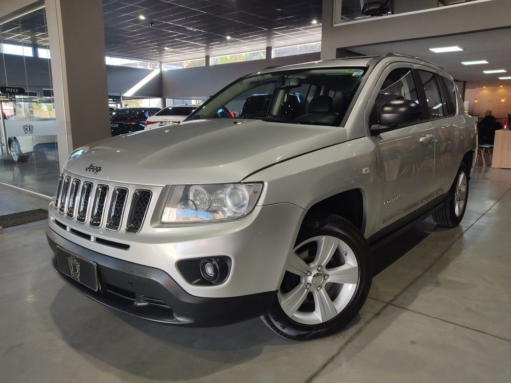 Jeep COMPASS SPORT 2.0 16V 156cv 5p Gasolina 4 portas, câmbio