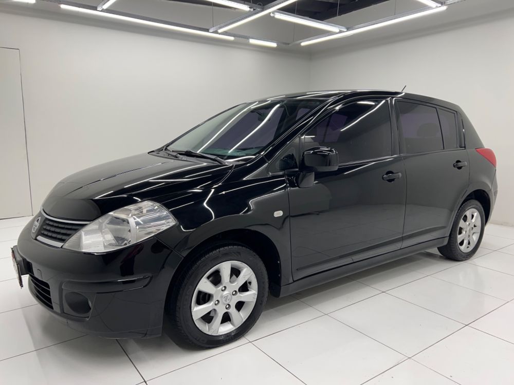 Nissan Tiida 2011