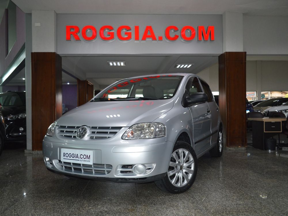 VolksWagen Fox Plus 1.6Mi/ 1.6Mi Total Flex 8V 4p Flex 4 portas, câmbio ...
