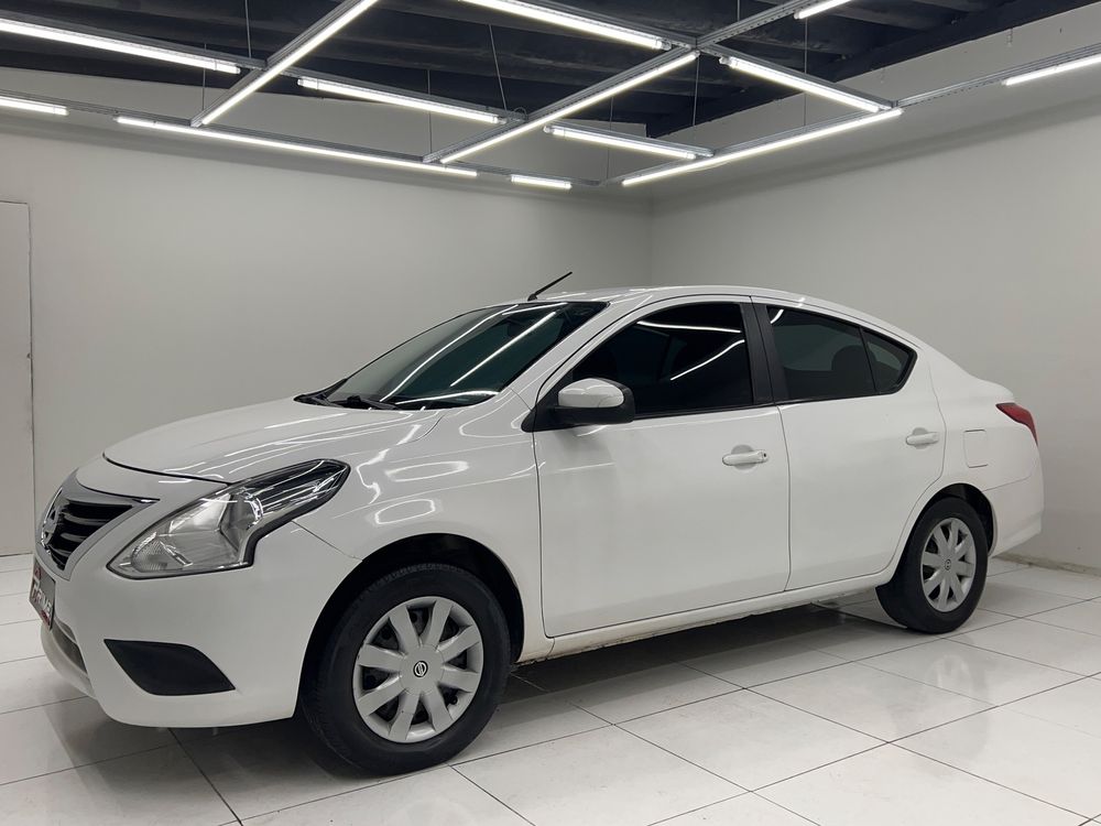 Nissan Versa 2013