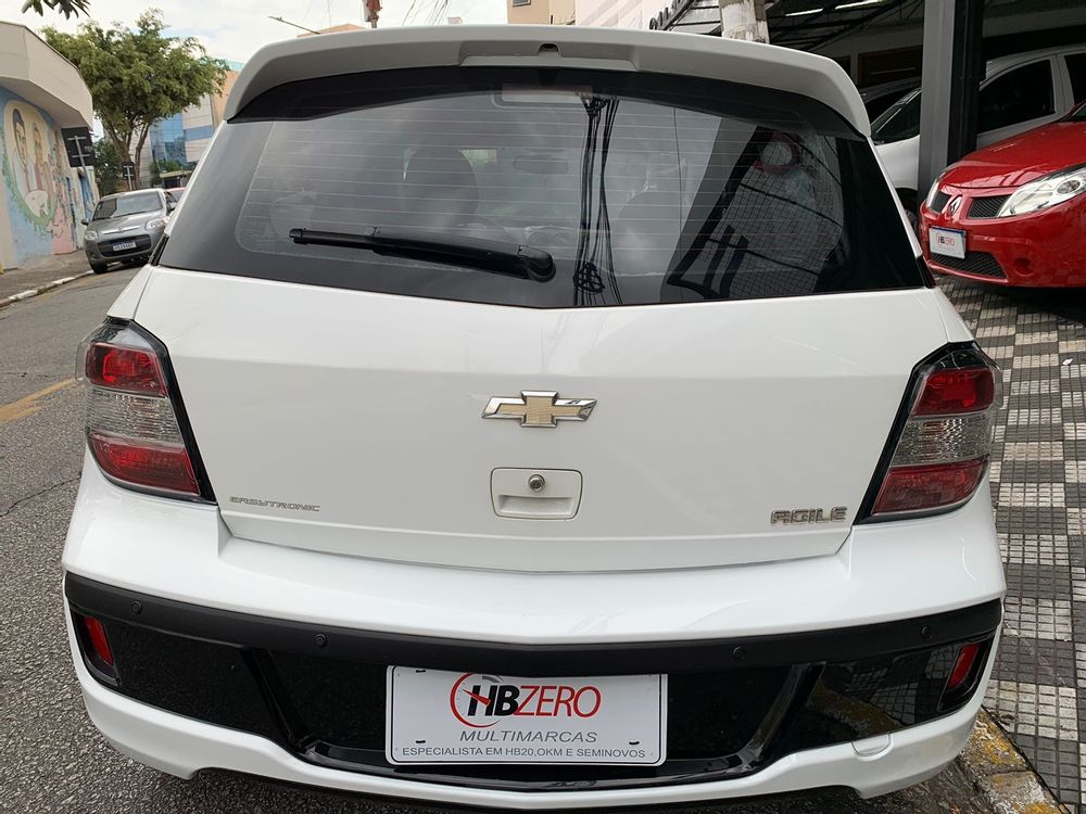 Chevrolet Agile LTZ Easytronic 1.4 8V Flex - Revista Carro