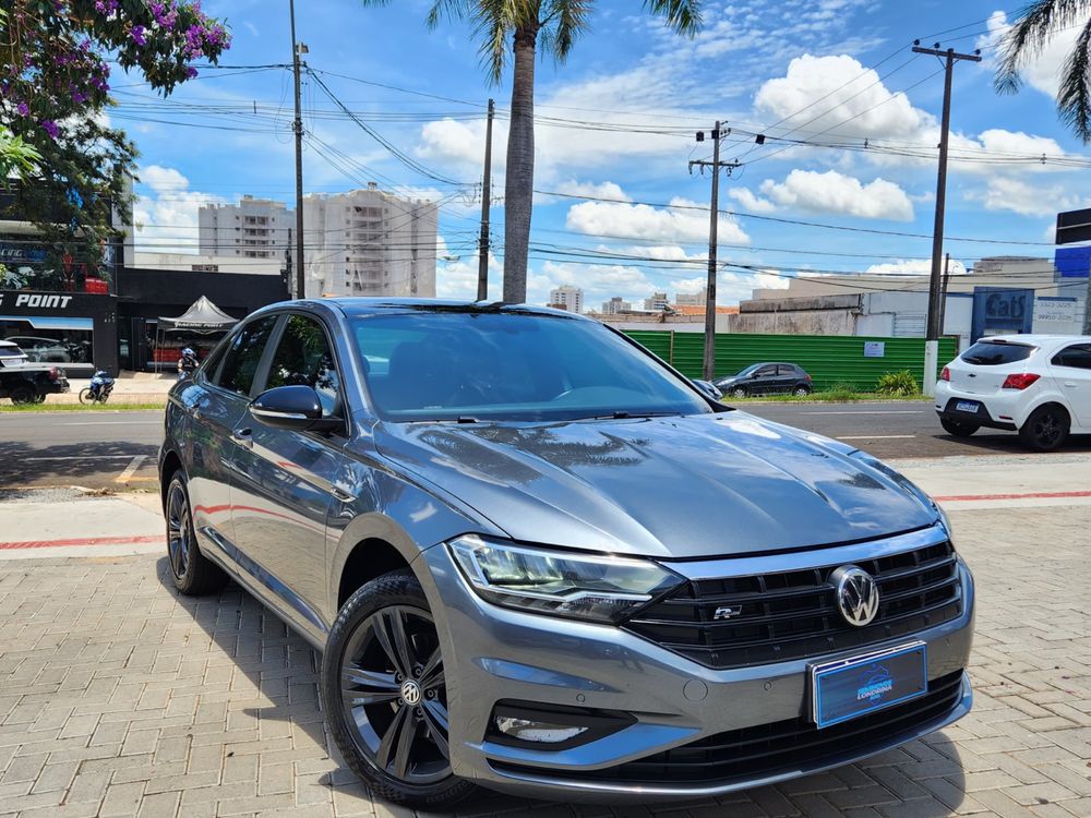 Volkswagen Jetta 2022 à venda