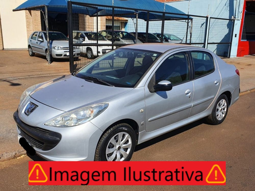 Peugeot 207 1.4 Sedan Xr Passion 8v 4p à venda em Curitiba - PR