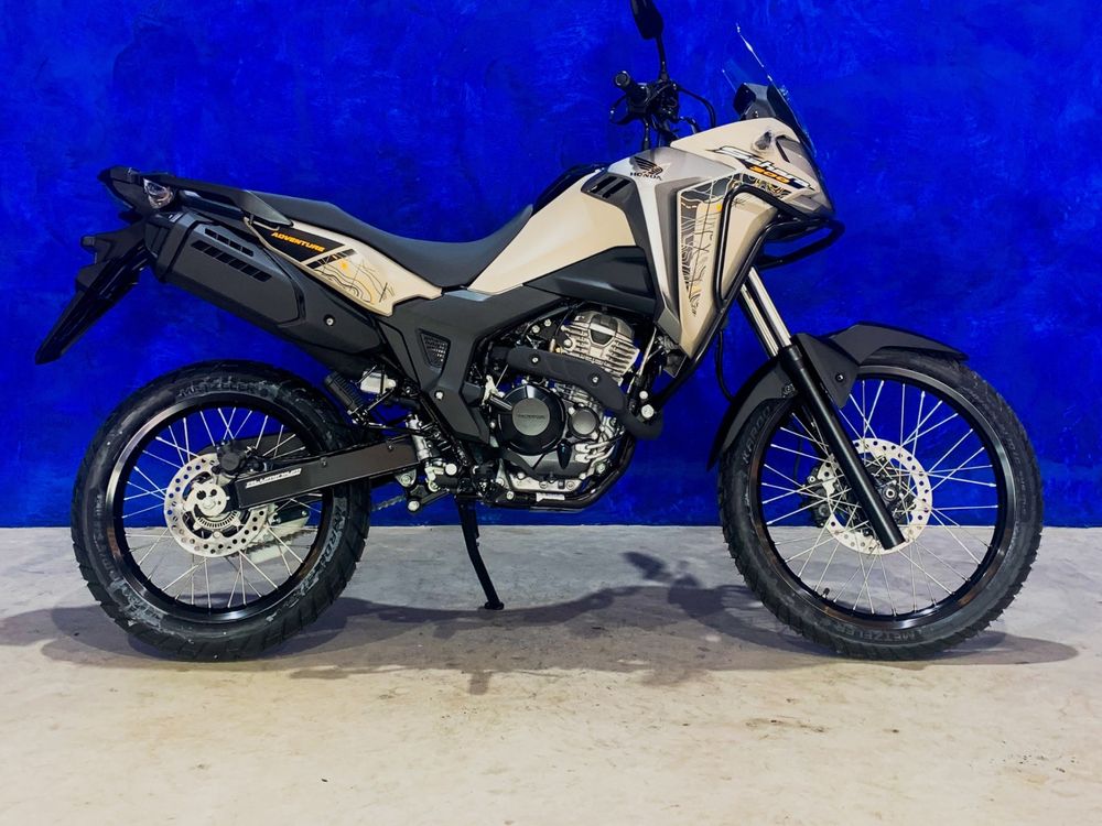 saharaページ Mzk Motos | 🚀 Honda Sahara Adventure 300 ABS 6.476km 2024