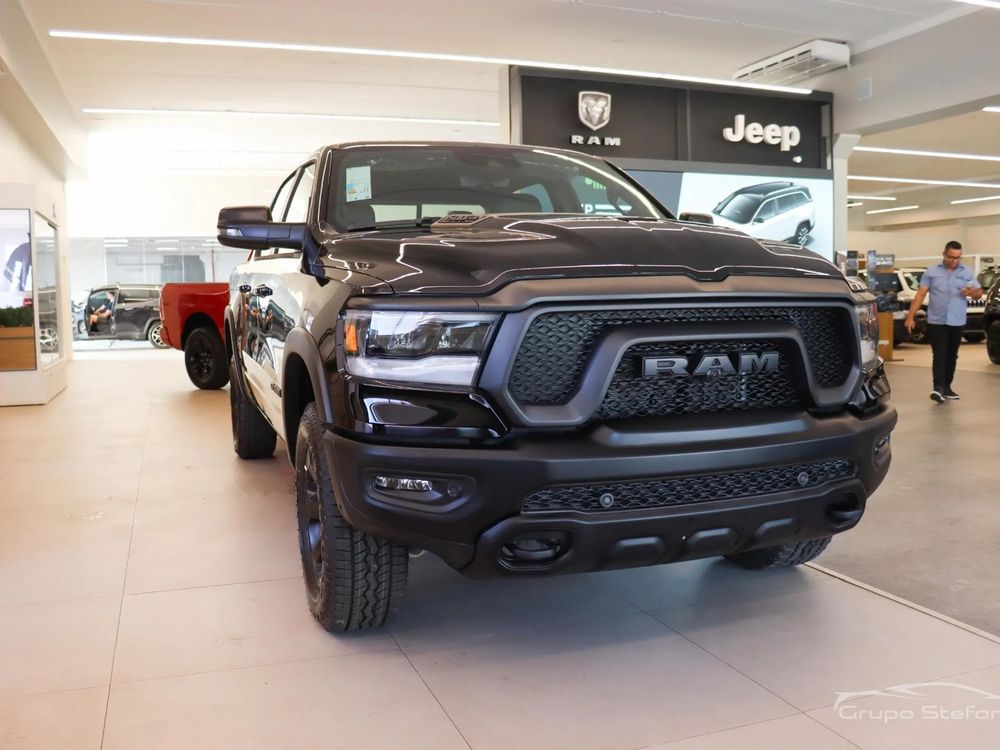 Ram 1500 rebel 5 7 hemi cd v8 4x4 aut diesel 4 portas c mbio