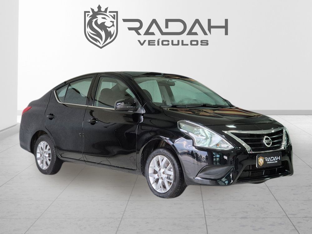 Nissan Versa 2021 à venda