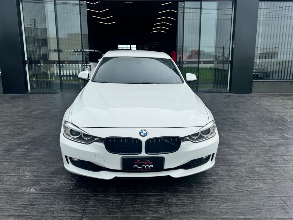 BMW 320i 2017 à venda