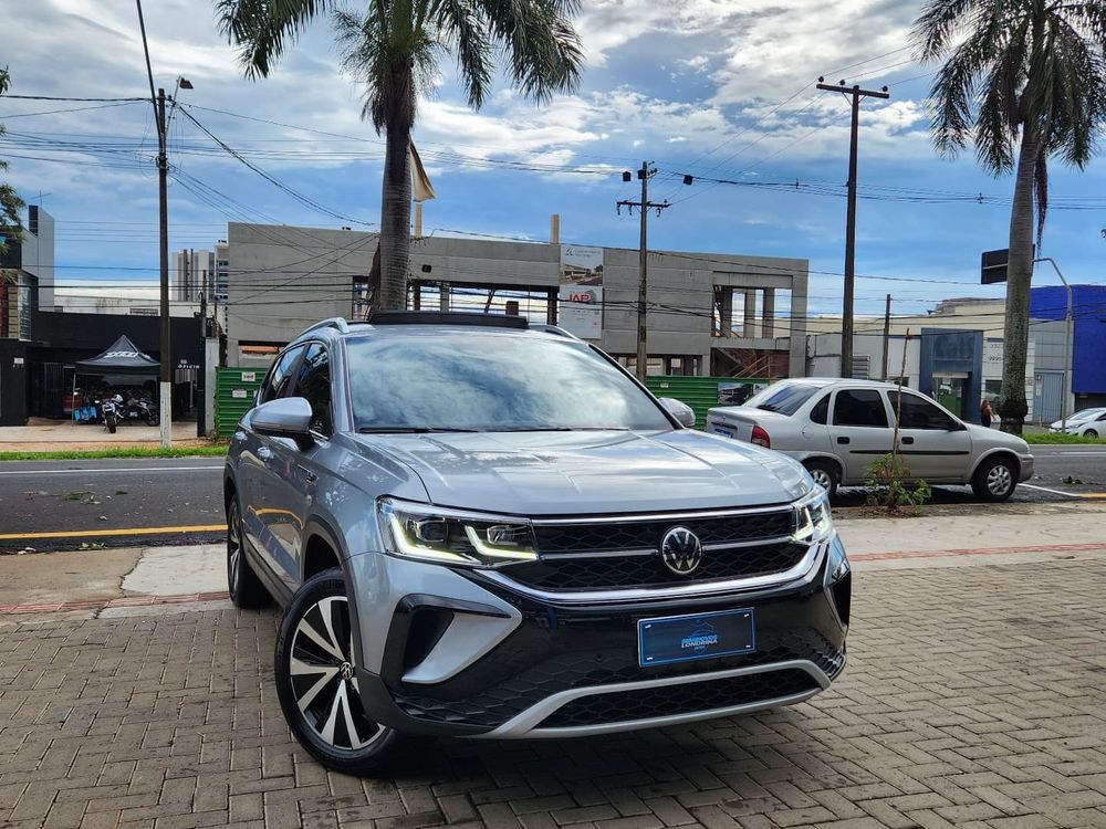 Volkswagen Taos 2024 à venda