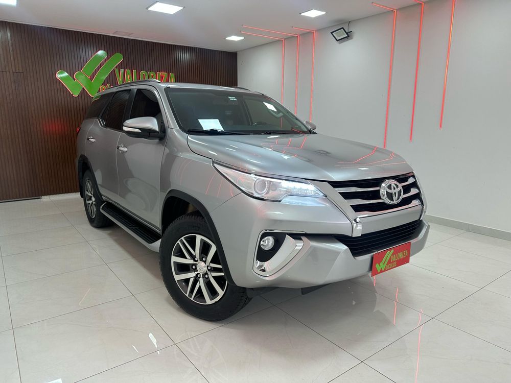Toyota SW4 2021 à venda