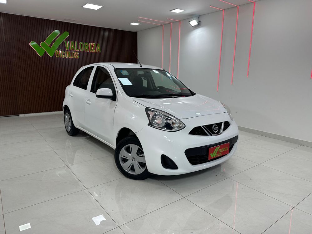 Nissan March 2015 à venda