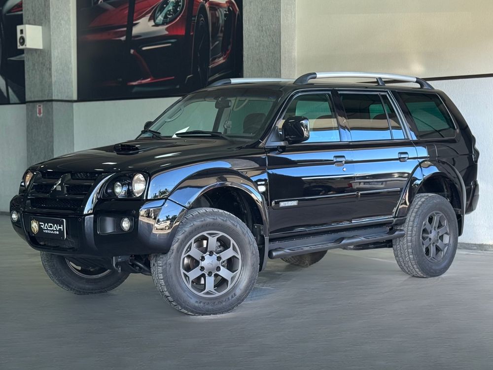 Mitsubishi Pajero Sport 2020