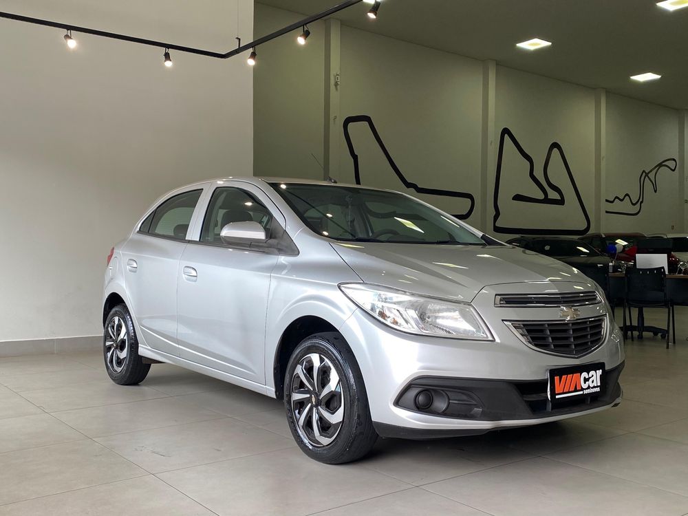 Chevrolet Onix 2016