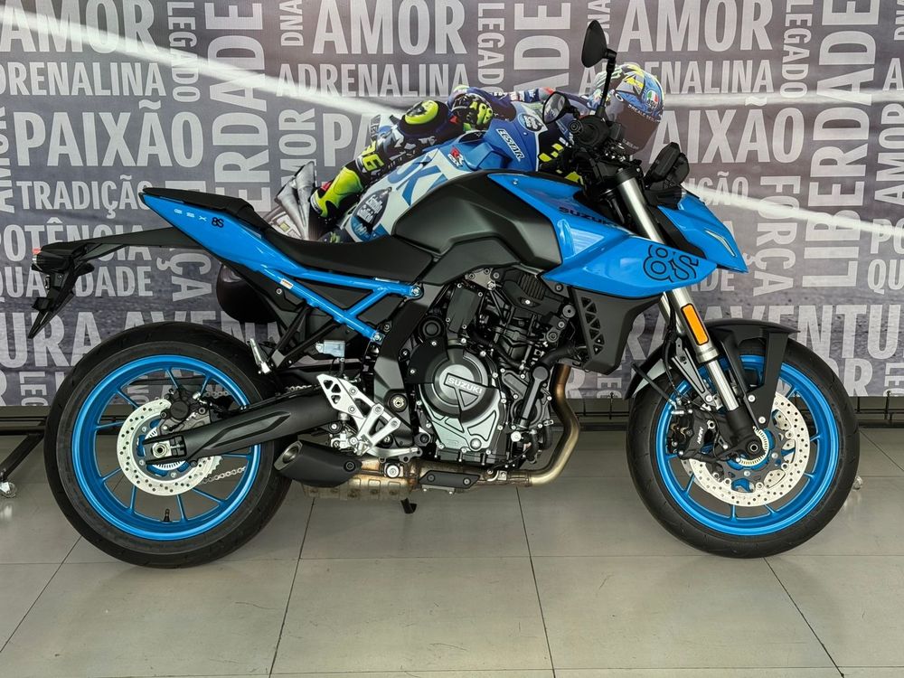 SUZUKI GSX-8S Gasolina portas, câmbio Manual em Porto União - RHS