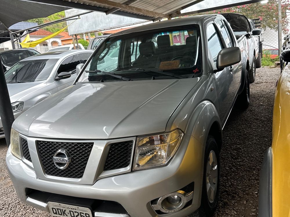 Nissan Frontier 2021 à venda