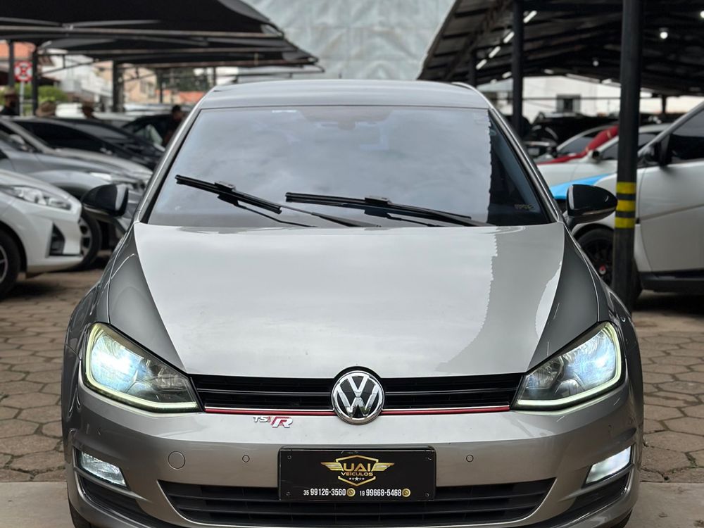 Volkswagen Golf 2021 à venda