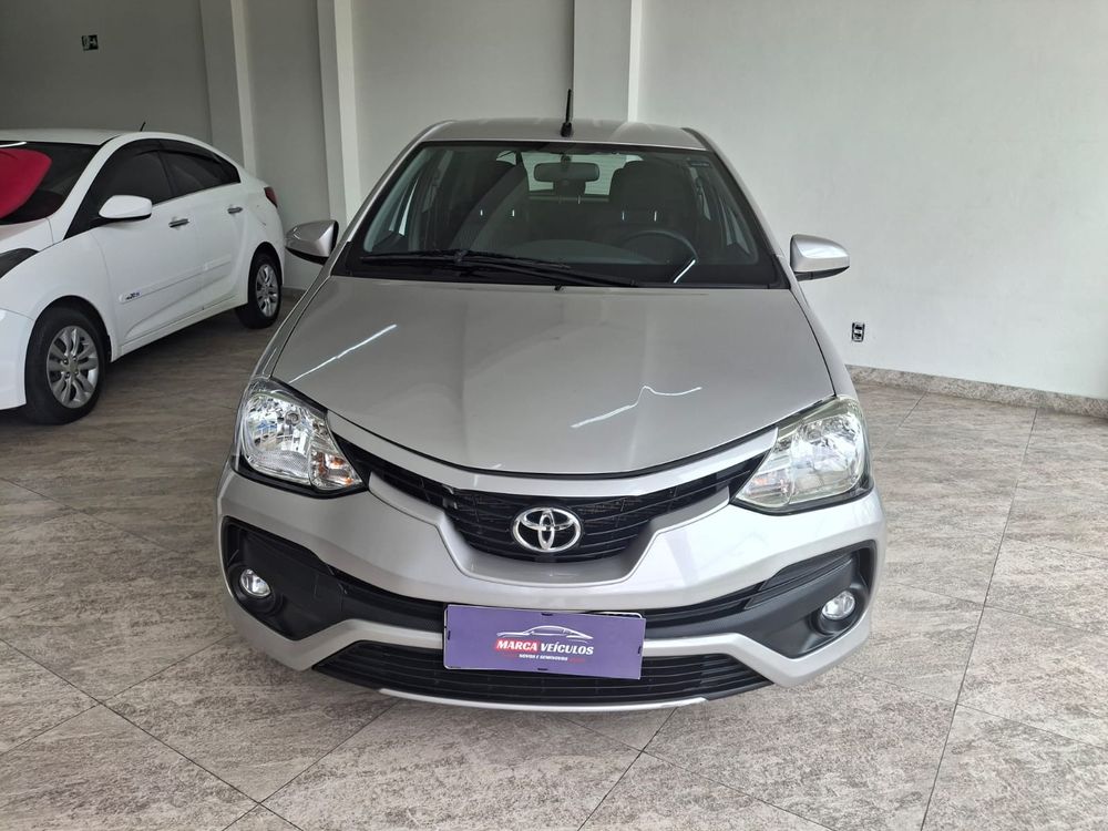 Toyota Etios 2018 à venda