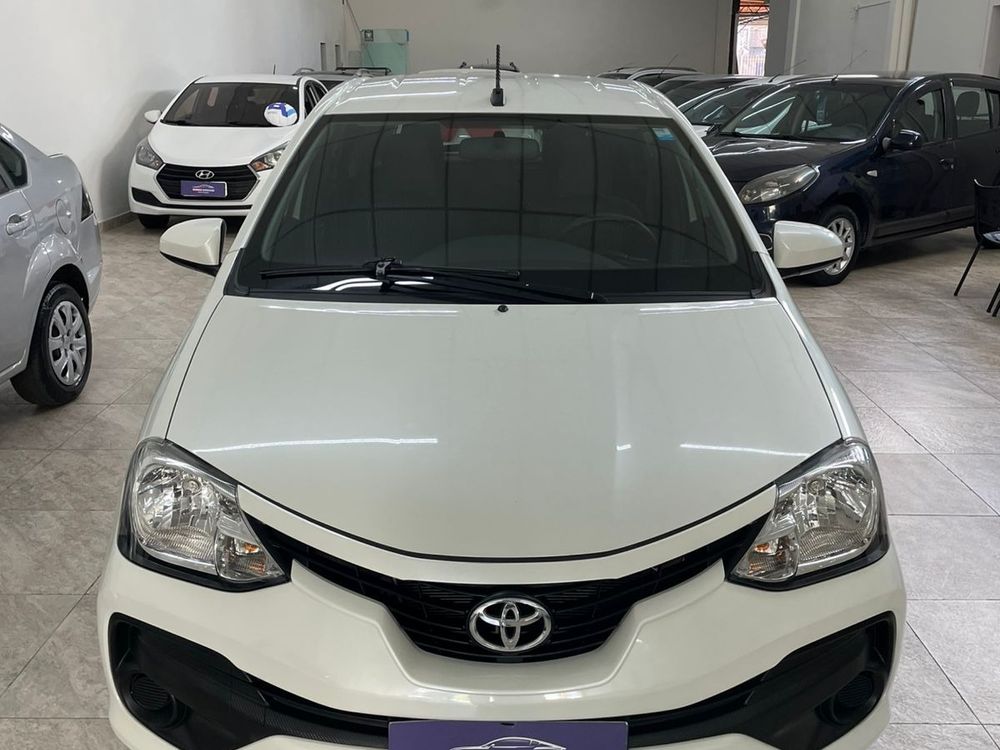 Toyota Etios 2019 à venda
