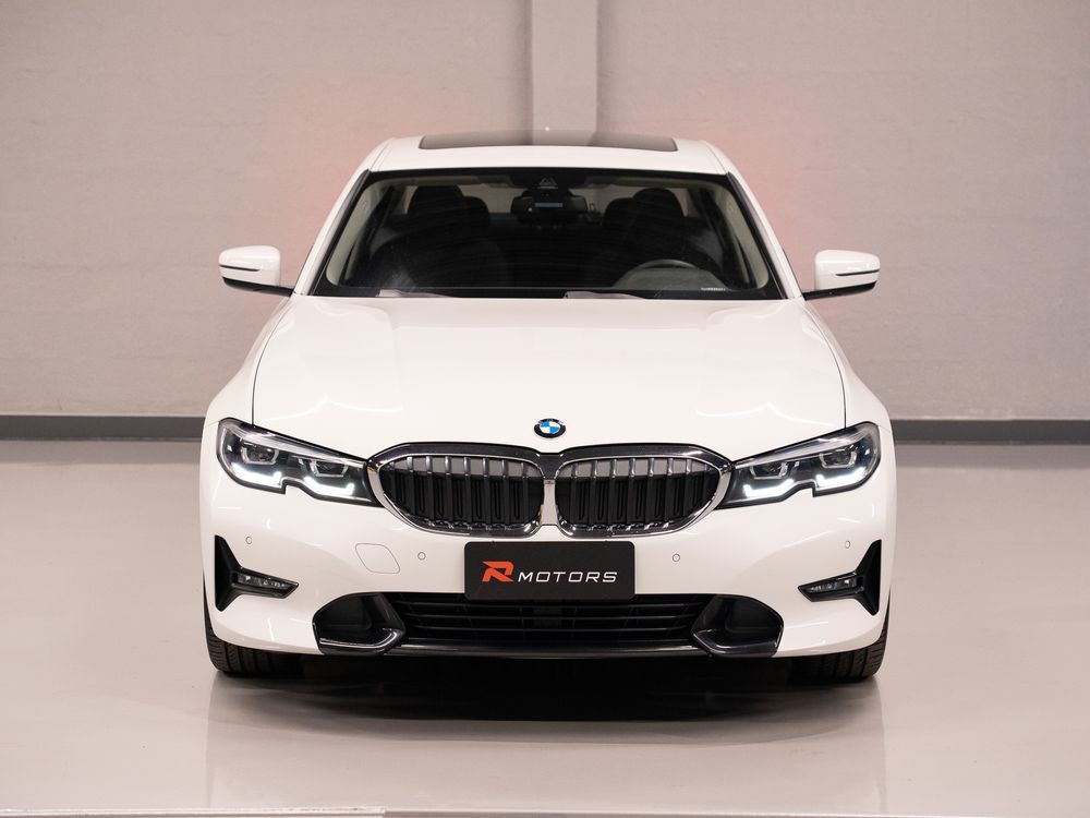 BMW 330i 2020 à venda
