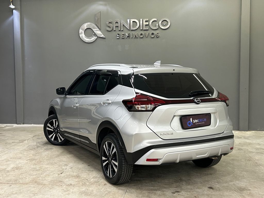 Nissan KICKS 2024