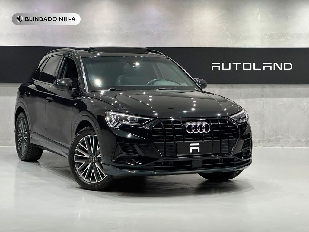 Audi Q3 Black Ed. 1.4 Tfsi Flex/Black S-Tron.