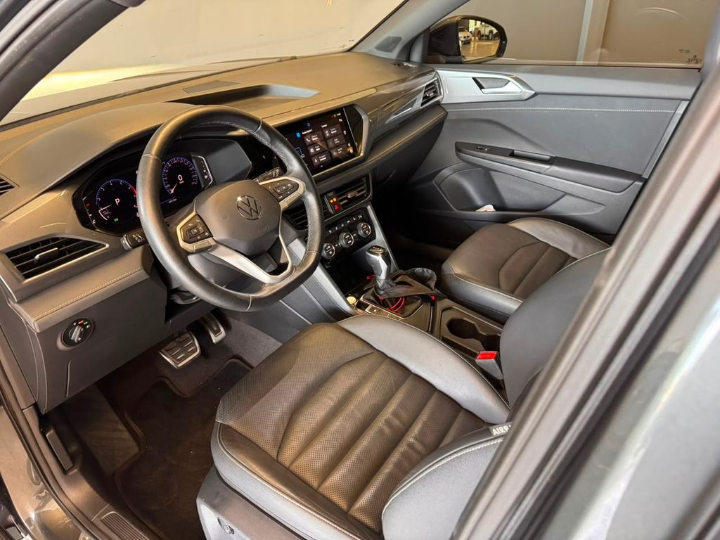 Volkswagen TAOS 2022