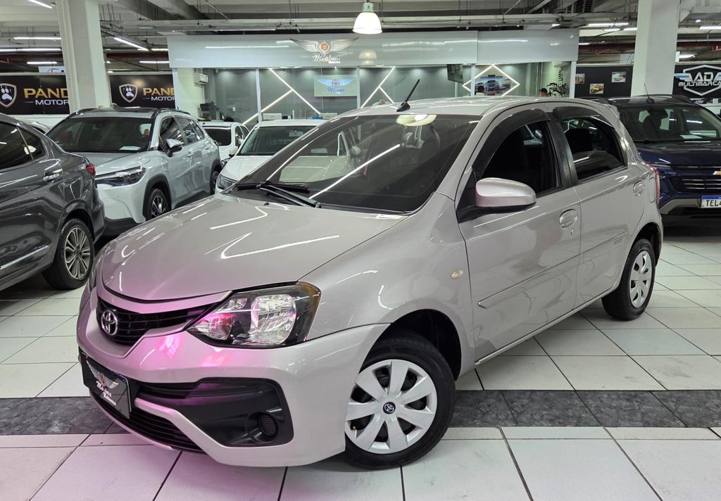 foto do veículo Toyota Etios  Toyota ETIOS X 1.3 Flex 16V 5p Aut.