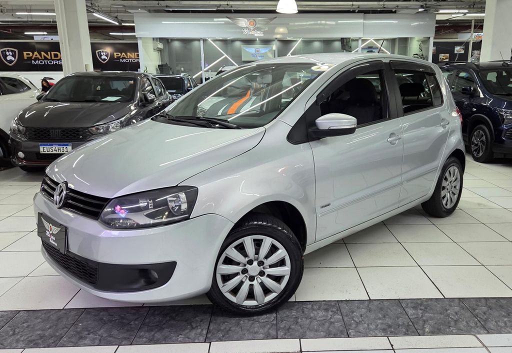 foto do veículo Volkswagen Fox  VolksWagen Fox 1.0 Mi Total Flex 8V 5p
