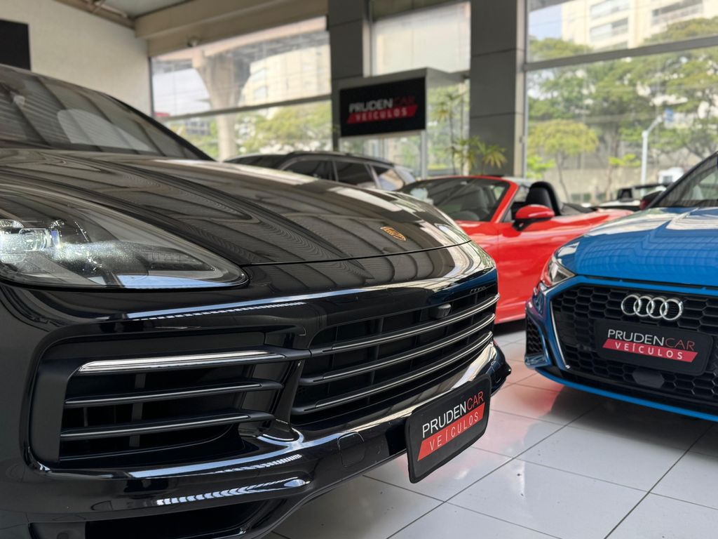 PORSCHE CAYENNE