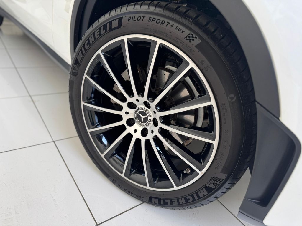 Mercedes GLC