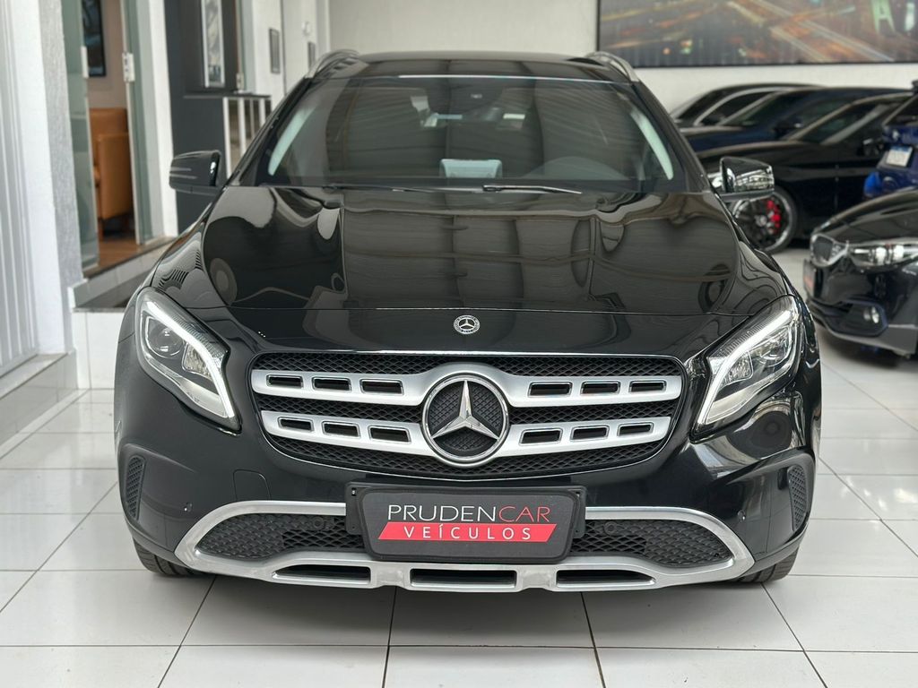 Mercedes GLA