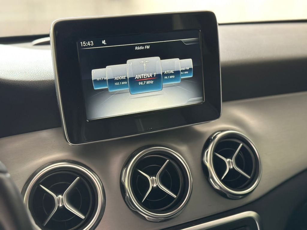 Mercedes GLA