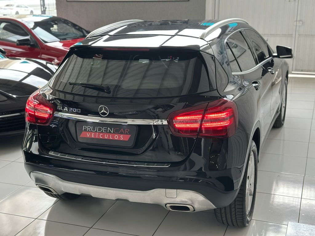 Mercedes GLA