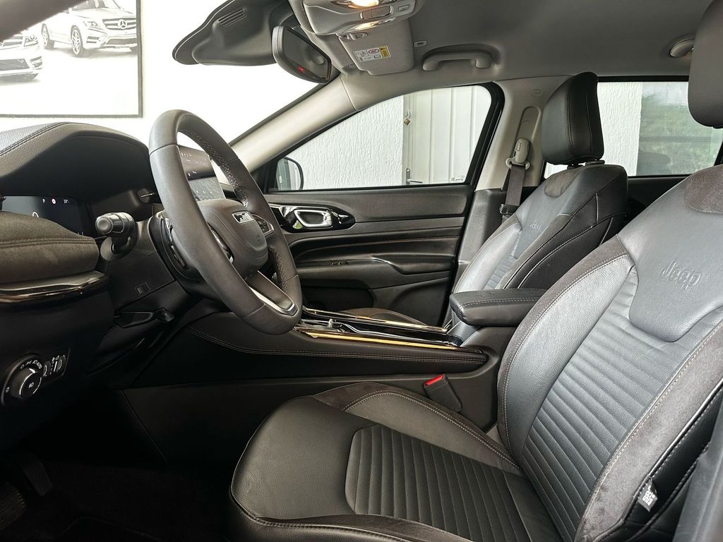 JEEP COMMANDER