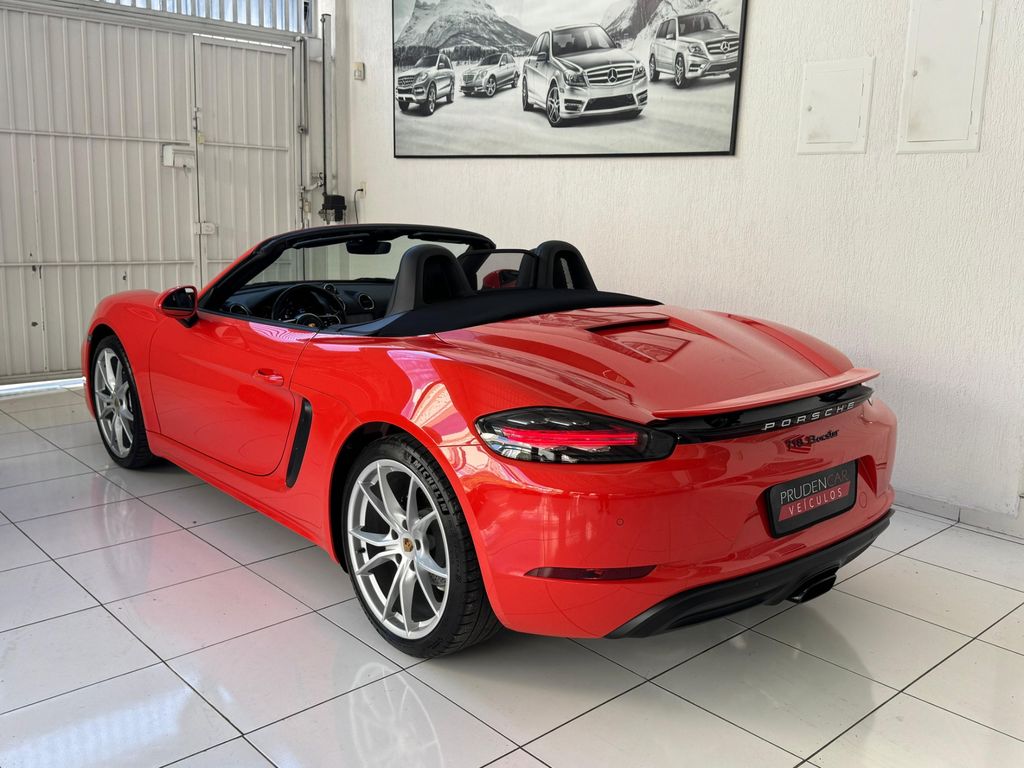PORSCHE 718