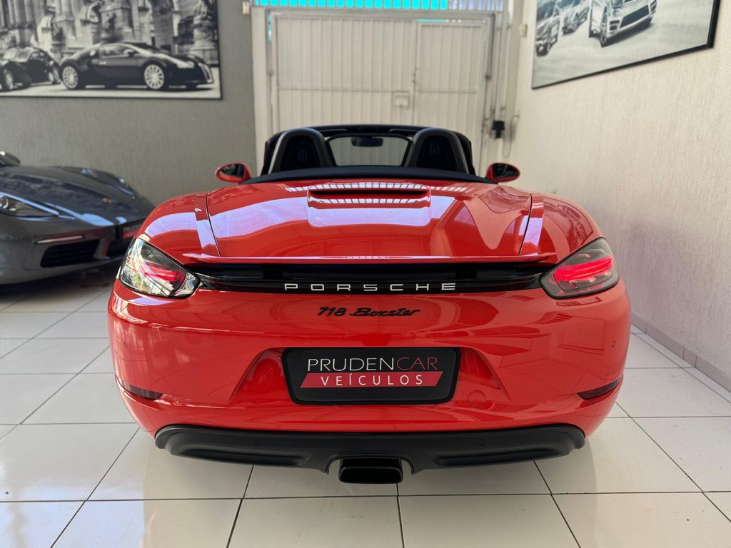PORSCHE 718