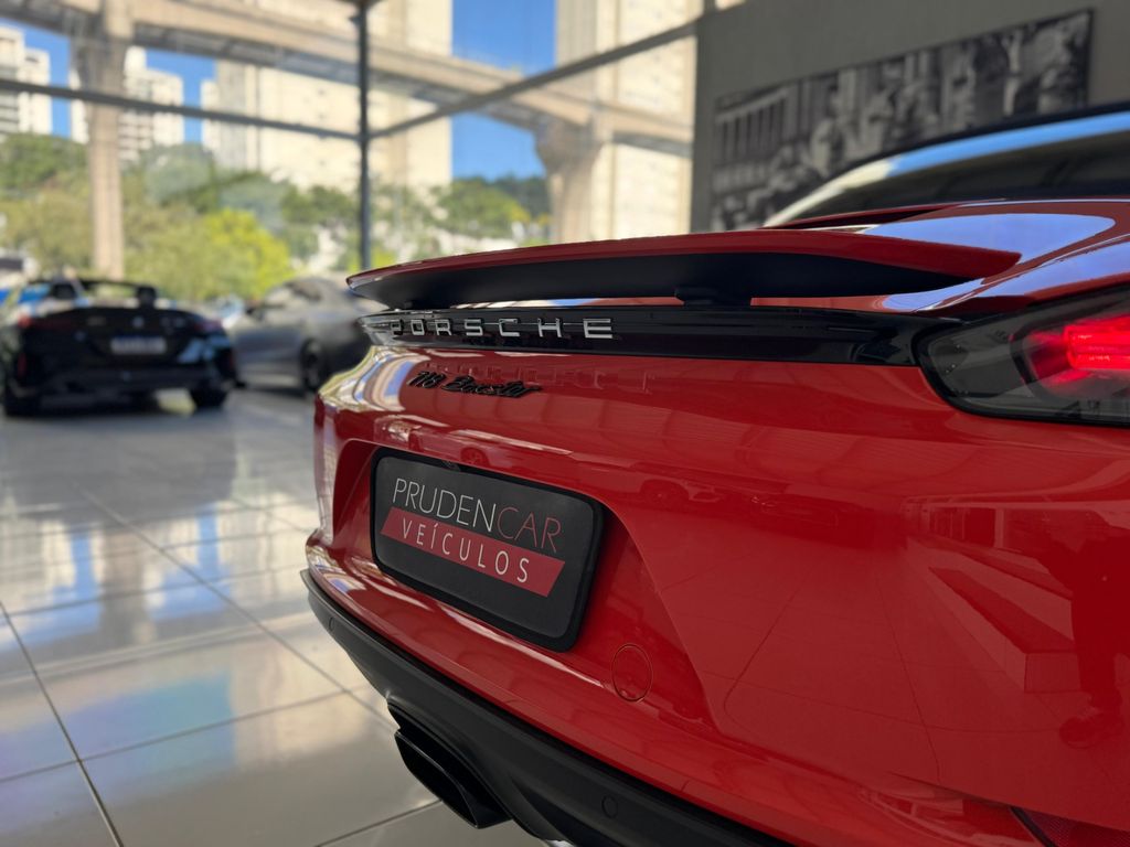 PORSCHE 718