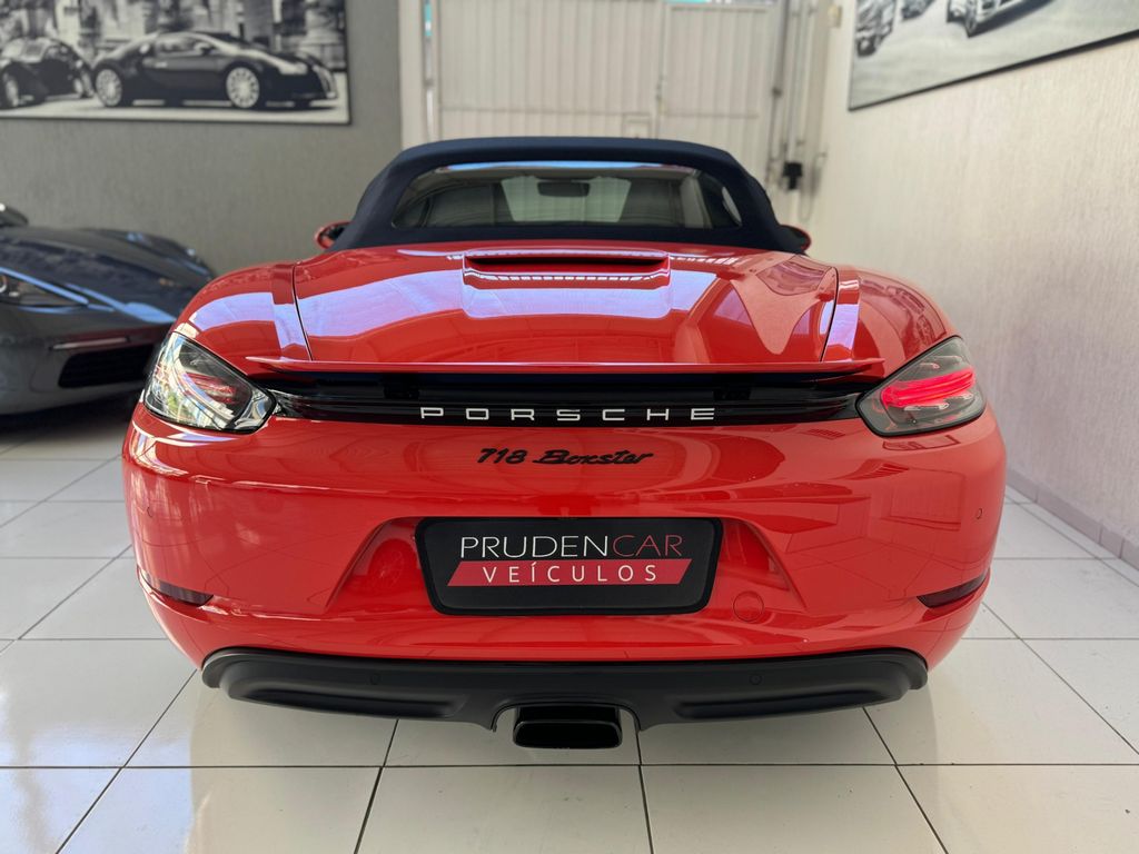 PORSCHE 718