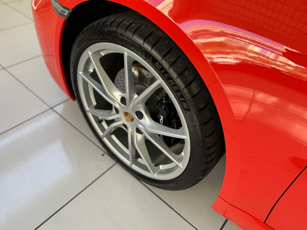 PORSCHE 718