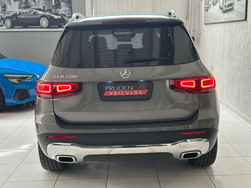 Mercedes GLB