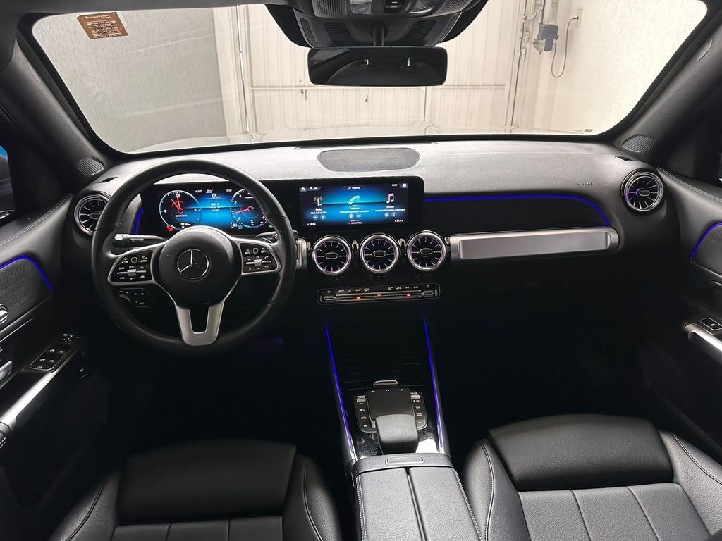 Mercedes GLB