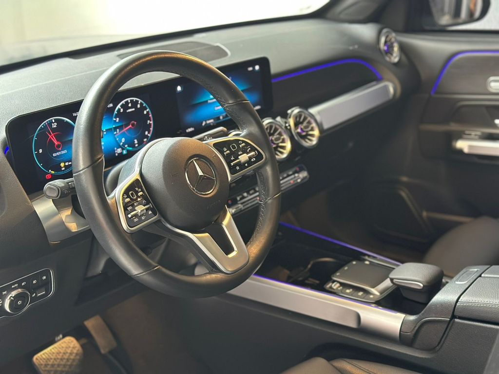 Mercedes GLB